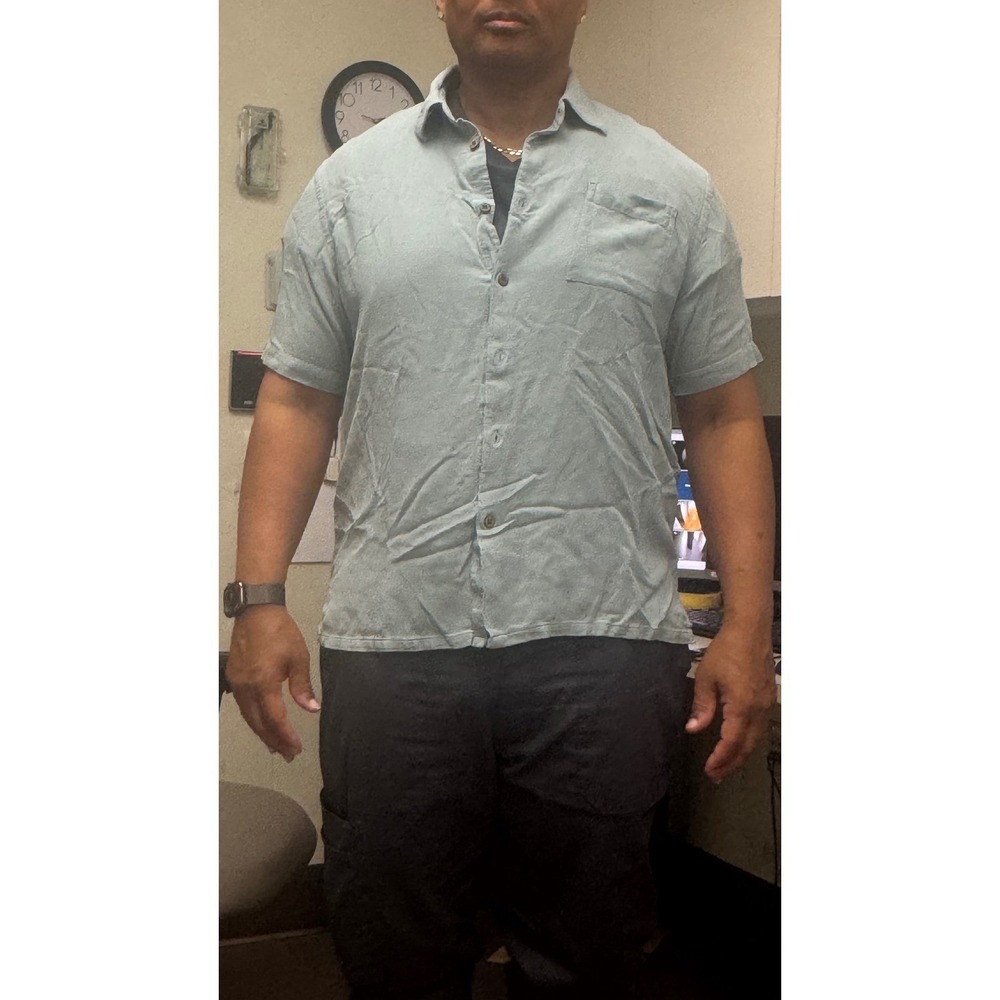 Tommy Bahama Blue Button-Up Shirt Men's Camp Shirt Short Sleeve